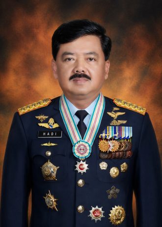 Marsekal TNI (Purn) Dr. (H.C.) Hadi Tjahjanto S.I.P.